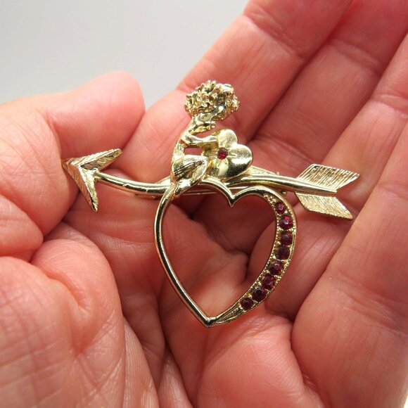 Valentine Brooch Cupid Heart Arrow Gold Tone Pin Red Rhinestones Love - Picture 12 of 12